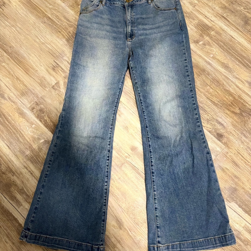 ROLLA'S EastCoast Flare High Rise Classic Denim Flare Jeans